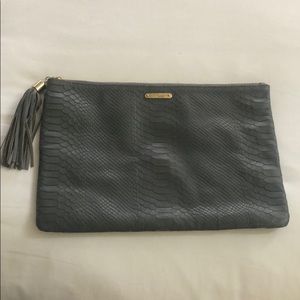 Gigi New York UBER CLUTCH